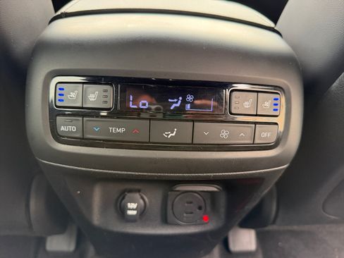 Used 2022 Hyundai Palisade Calligraphy w/ Winter Package AWD/4WD image 30