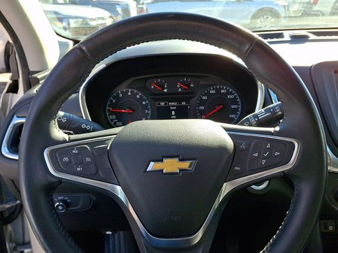 Used 2018 Chevrolet Equinox LT image 20