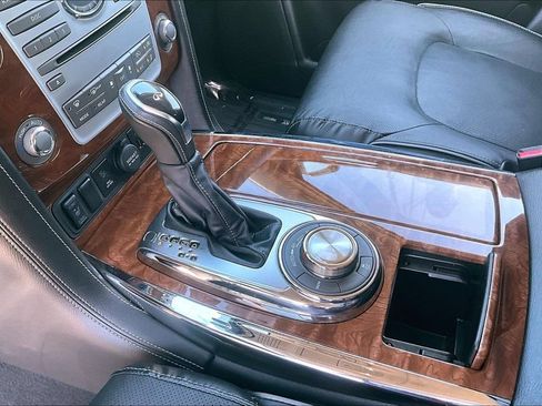 Used 2019 INFINITI QX80 Luxe AWD/4WD image 17