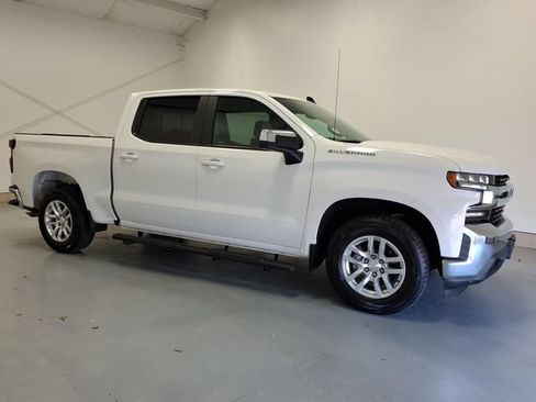 Used 2020 Chevrolet Silverado 1500 LT w/ All-Star Edition RWD image 2