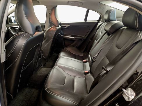 Used 2018 Volvo S60 T5 Dynamic w/ Protection Package image 11