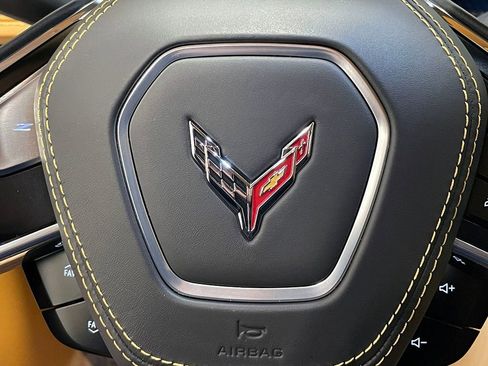 Used 2021 Chevrolet Corvette Stingray w/ Z51 Performance Package image 66