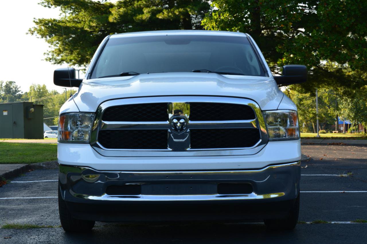 Used 2022 RAM 1500 Classic SLT RWD image 2
