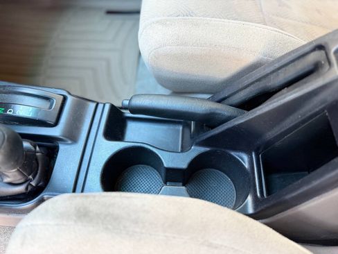 Used 2002 Toyota 4Runner SR5 AWD/4WD image 24