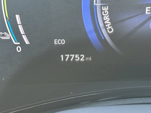 Used 2025 Lexus NX 450h+ AWD w/ Accessory Package (Z1) image 30