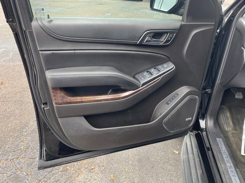 Used 2016 Chevrolet Tahoe LT RWD image 14