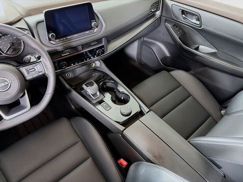 Certified 2023 Nissan Rogue SV w/ SV Premium B Package image 25