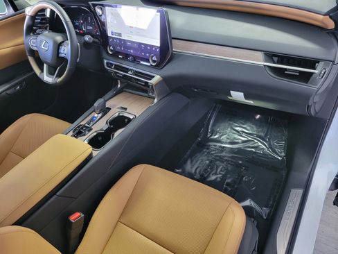 Certified 2025 Lexus RX 350 Premium image 16
