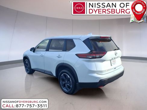New 2026 Nissan Rogue SV image 5