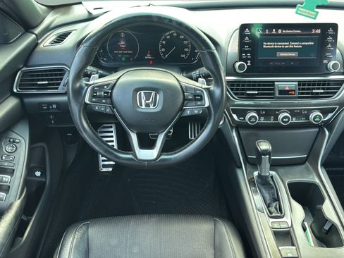 Used 2018 Honda Accord Sport image 11