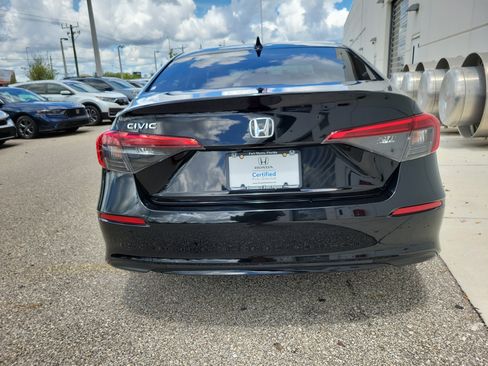 Used 2023 Honda Civic LX image 5