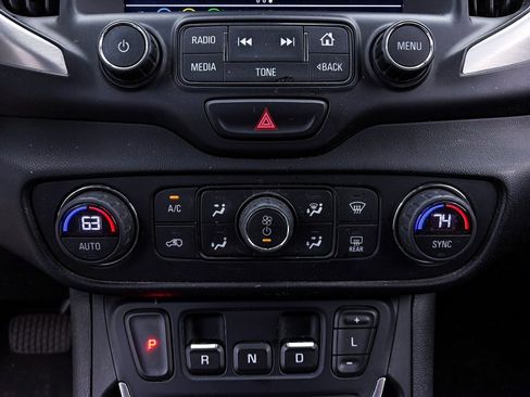 Used 2018 GMC Terrain SLT w/ Preferred Package image 18