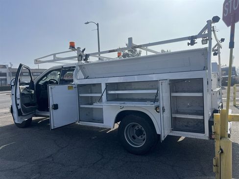 Used 2020 Ford F350 XLT w/ XLT Value Package image 8