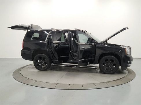 Used 2019 GMC Yukon Denali image 16