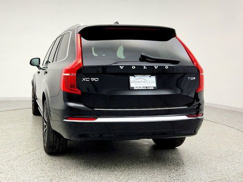 Used 2025 Volvo XC90 T8 Plus w/ Protection Package Premier image 5