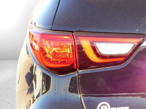 Used 2020 INFINITI QX60 Luxe w/ Essential Package image 10