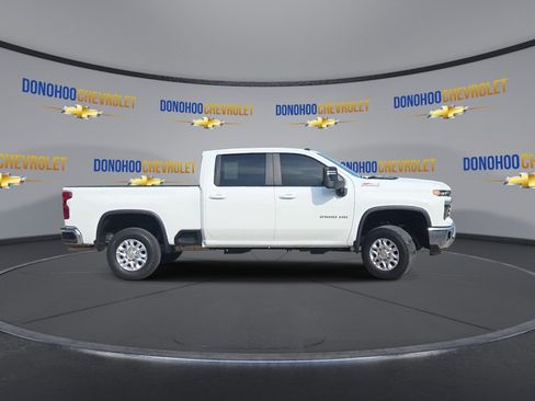 Used 2025 Chevrolet Silverado 2500 LT AWD/4WD image 5