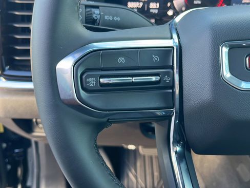 Used 2025 GMC Canyon Elevation w/ Convenience Package image 25