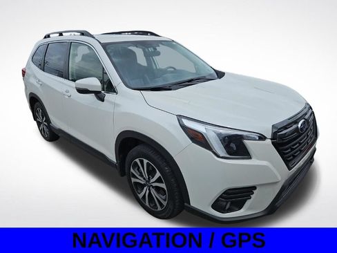 Certified 2023 Subaru Forester Limited AWD/4WD image 3