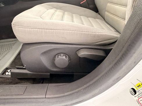 Used 2015 Ford Fusion S image 15