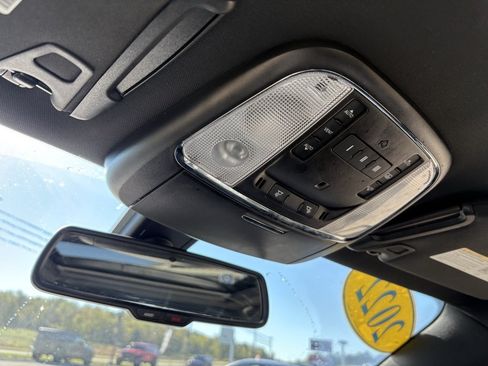 Used 2022 Chrysler 300 S RWD image 44
