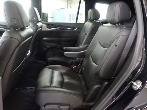 Used 2024 Cadillac XT6 Premium Luxury w/ LPO, Floor Liner Package AWD/4WD image 21