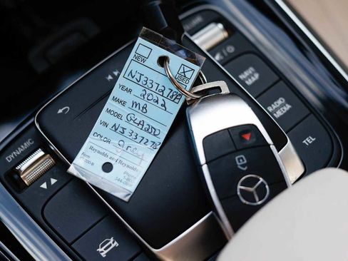 Certified 2022 Mercedes-Benz GLA 250 4MATIC image 45