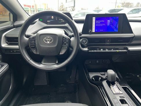 Used 2024 Toyota Prius LE image 11