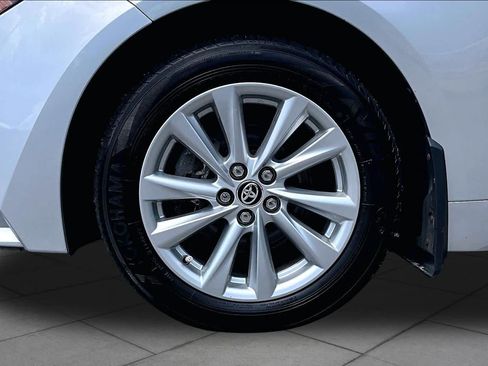Used 2023 Toyota Corolla LE w/ LE Convenience Package AWD/4WD image 11