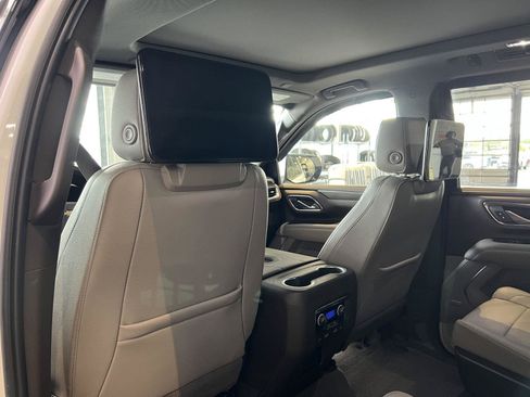 Used 2022 Chevrolet Tahoe LT AWD/4WD image 35