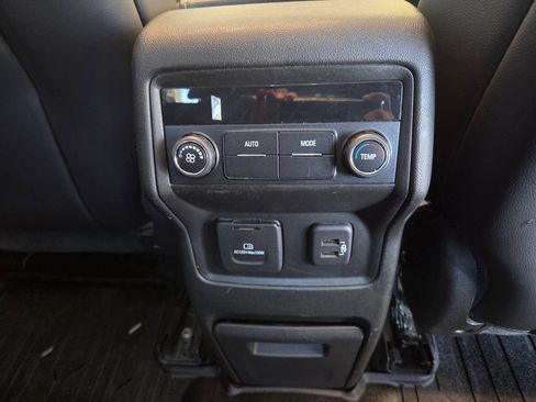 Used 2019 GMC Acadia SLT w/ LPO, Floor Liner Package FWD image 33