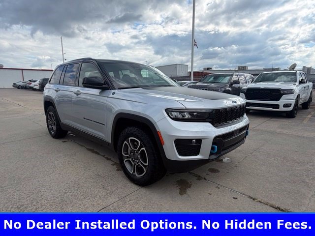 Used 2023 Jeep Grand Cherokee Trailhawk w/ Luxury Tech Group III AWD/4WD image 5