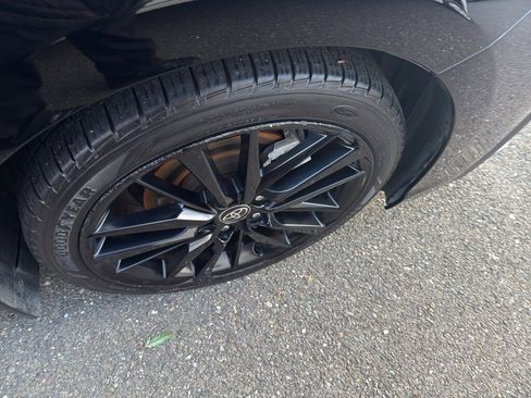 Used 2022 Toyota Camry XSE image 9