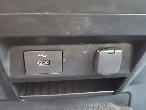 Used 2020 Ford F150 XL w/ Equipment Group 101A Mid AWD/4WD image 25