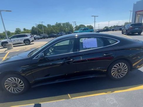 Used 2025 Hyundai Sonata SEL FWD image 7