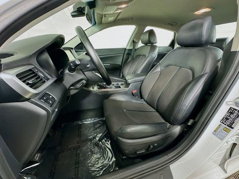 Used 2020 Kia Optima S image 23