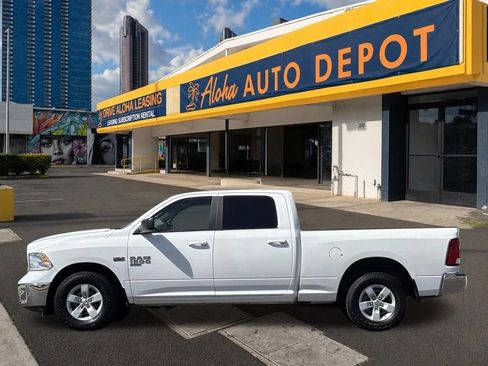 Used 2019 RAM 1500 Classic SLT RWD image 2