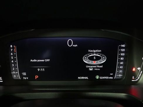 Used 2023 Honda Pilot Elite image 18