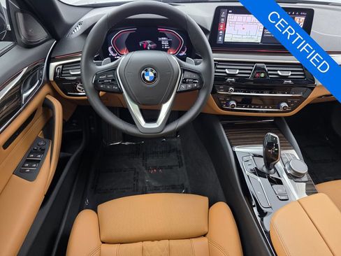 Certified 2023 BMW 530i w/ Premium Package RWD image 13