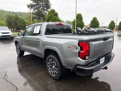 Used 2023 Chevrolet Colorado LT w/ LT Convenience Package AWD/4WD image 3