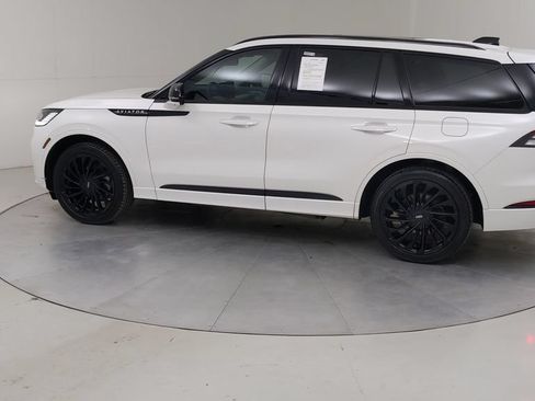 Used 2025 Lincoln Aviator Reserve w/ Equipment Group 201A AWD/4WD image 20