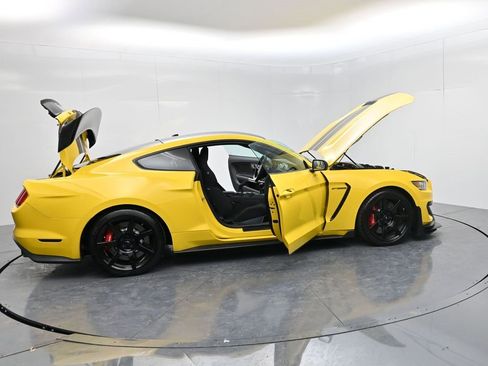 Used 2017 Ford Mustang Shelby GT350R w/ GT350R Equipment Group 920A image 64