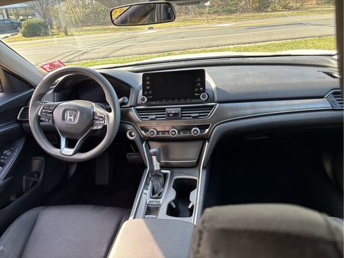 Used 2019 Honda Accord LX image 23