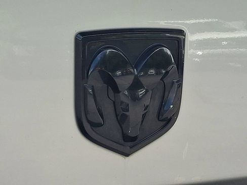 Used 2018 RAM 2500 Laramie w/ Sport Appearance Group AWD/4WD image 30