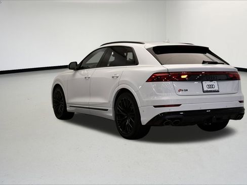 New 2026 Audi SQ8 Prestige image 3