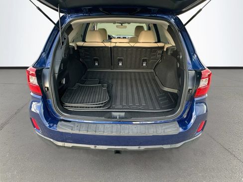 Used 2017 Subaru Outback 2.5i Limited AWD/4WD image 23
