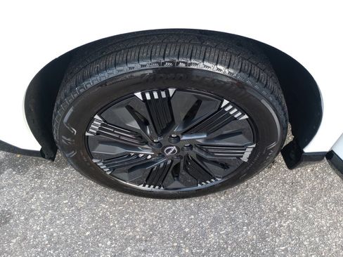 Used 2025 Nissan Murano Platinum w/ Cargo Package image 27