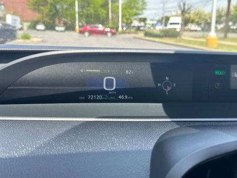 Used 2022 Toyota Prius Prime Limited FWD image 19