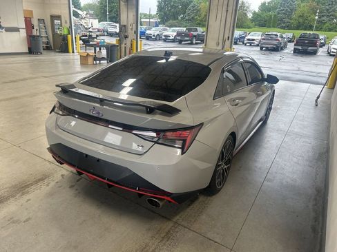 Used 2022 Hyundai Elantra N FWD image 5