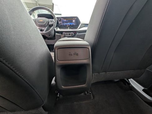 Used 2024 Chevrolet Trax LT w/ Driver Confidence Package image 32